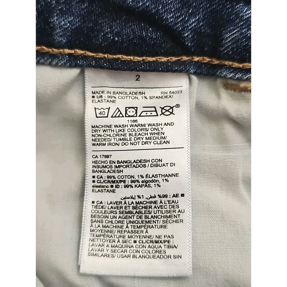 Old Navy ~Woman Size 2~ Blue Denim Jean High-Rise Button Down Mini Skirt. - Picture 7 of 9